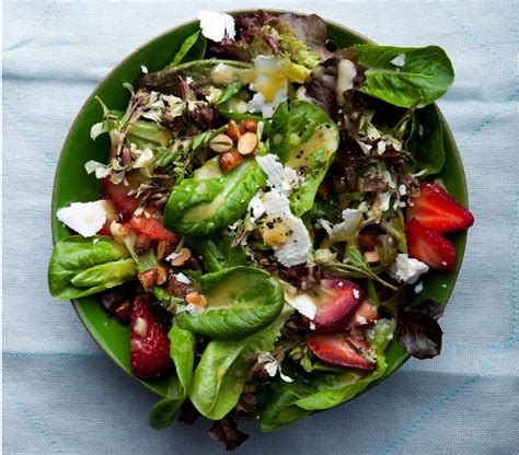 Lose Weight by Eating These Delicious Salads