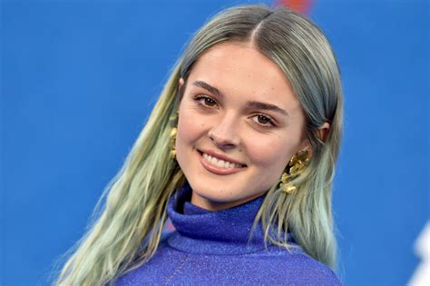 Charlotte Lawrence Leggy And Braless Hot Celebs Home