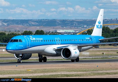 Embraer ERJ 195 E2 PH NXG Aircraft Pictures Photos AirTeamImages