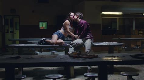 Alex Frnka nude pics página