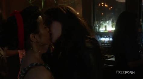 Nude Video Celebs Allison Scagliotti Sexy Anna Akana Sexy Stitchers S03e02 2017