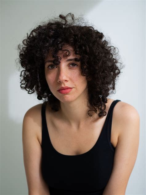 model-sonia | Explore Sonia's World — Détails Agency