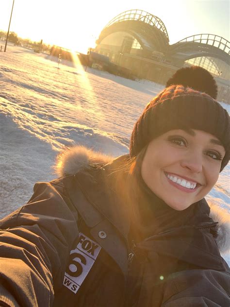 Amelia Jones Fox 6 Milwaukee R Hot Reporters