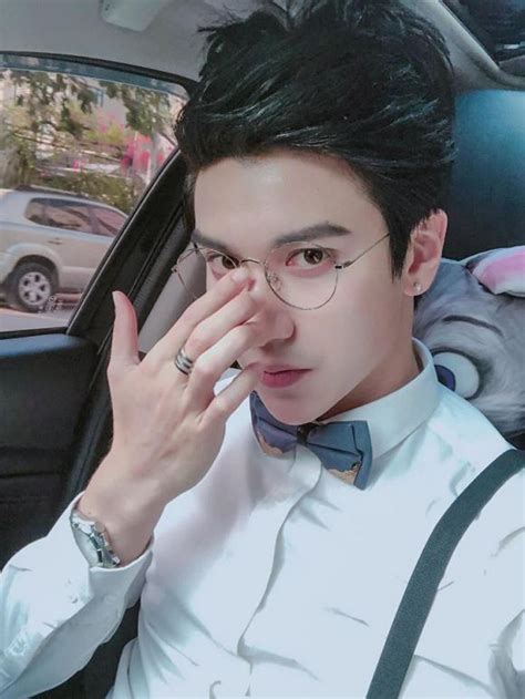 Hot girl và hot boy ngày 29 11 2017 Kiên Hoàng đi du lịch Hàn Quốc cùng vợ phản ứng của Hà