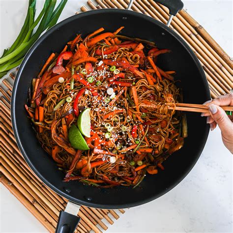 20 Minute Spicy Veg Noodles Recipe Desi~licious Rd