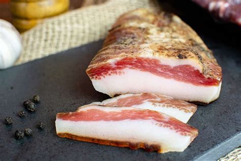 O Que é Guanciale Italiano E Por Que Ele é Tão Especial