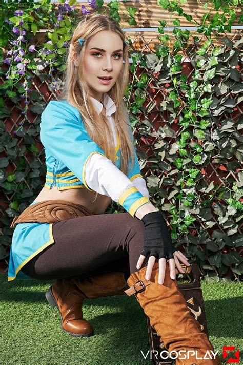Princess Zelda VR Porn Cosplay With Alecia Fox VR Porn Cosplay