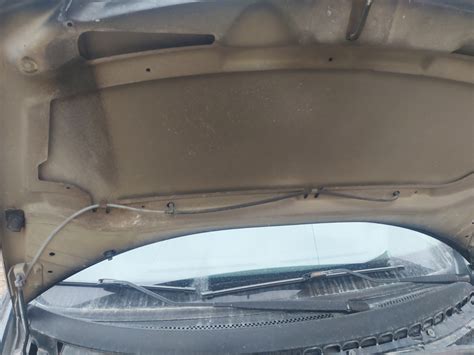 Замена трубки стеклоомывателя — Citroen C3 (1G), 1,4 л, 2005 года ...