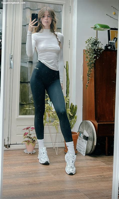 Julias Secretfantasy Nude OnlyFans Leaks Fappening FappeningBook