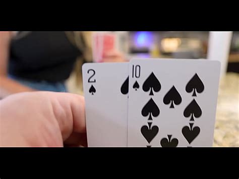 Jouer au strip avec ma belle mère sexy Partie Coco Vandi XVIDEOS