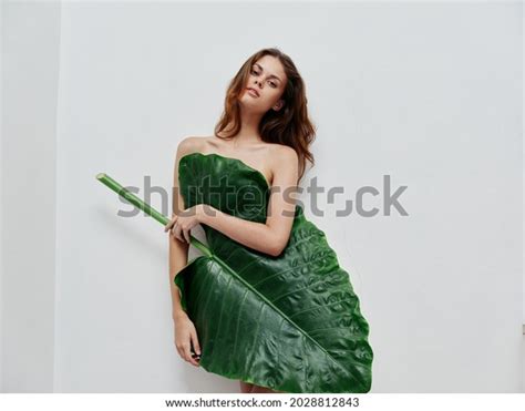 Woman Green Palm Leaf Glamor Nude Stock Photo 2028812843 Shutterstock
