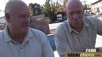 Interracial Groups Sex With Black Chick And White Dudes XNXX