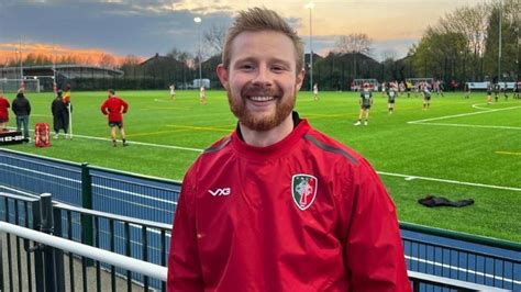 Cardiff Rugby Player Gets 17 Minutes Of Cpr After Heart Stops Bbc News