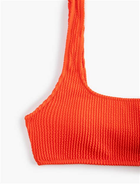 Kırmızı Kadın Dokulu Bikini Üstü U Yaka Kalın Askılı SAK BM Koton