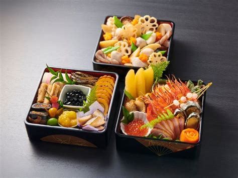 osechi ryoriplatos  se comen durante el ano nuevo en japon