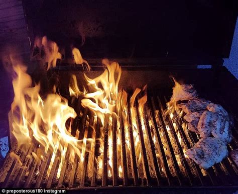 Amateur Cooks Share Snaps Of Their Hilarious Summer Barbecue Fails Daily Mail Online