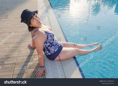 4 247 Mature Women Swimsuit Images Stock Photos Vectors Shutterstock