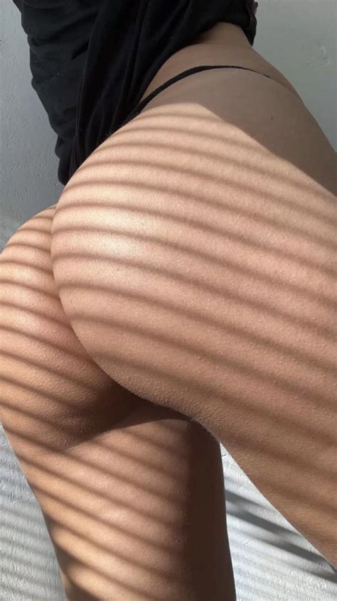 No Pants Needed Nudes Ass NUDE PICS ORG