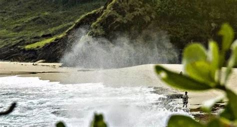 Surga Indah Tersembunyi Di Aceh Singgah Ke Pantai Lange Ada Air Mancur