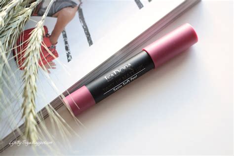 Review IsaDora Twist Up Matt Lips Satin Soft Feel Nude Rose Troya S Land