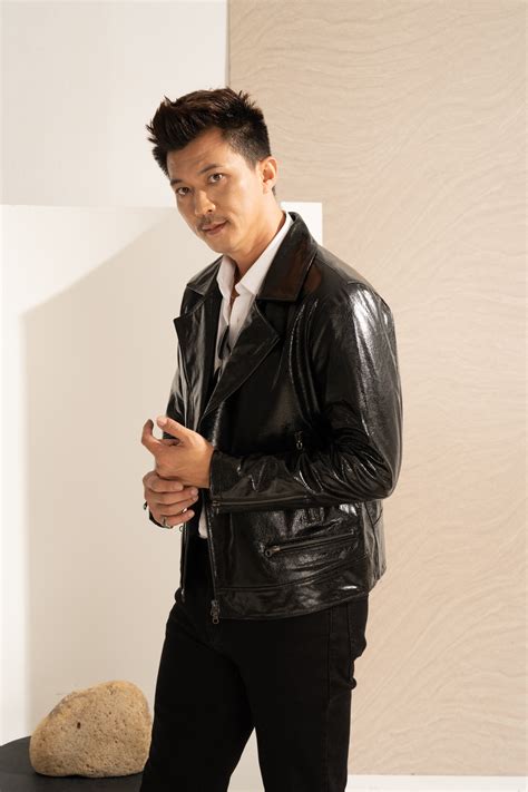 H Vi T D Ng T Hot Boy B N N C M A N Di N Vi N Truy N H Nh N Kh Ch C A Vtv V I Nh Ng