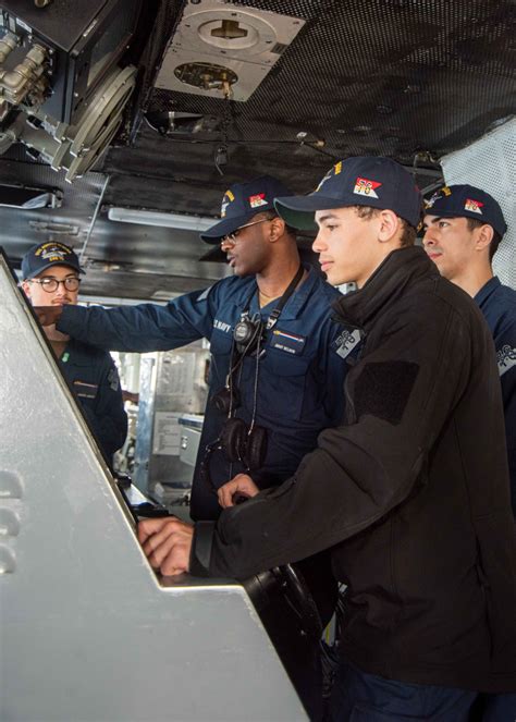 Dvids Images Uss Ronald Reagan Cvn Sailors Stand Watch In The