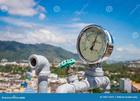 Close Up Of Manometer On Pipe Stock Image Image Of Hvac Alarm 100113531