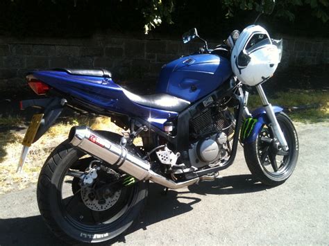 2007 Hyosung GT 125 Naked GT125 Comet Moto ZombDrive