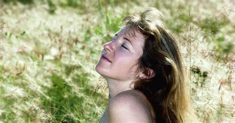 Brits Celebrate Heatwaves By Getting Stark Naked In Their Own Gardens Daily Star