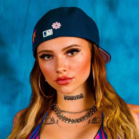 7 Hot Sexy Angie Corine Bikini Pics