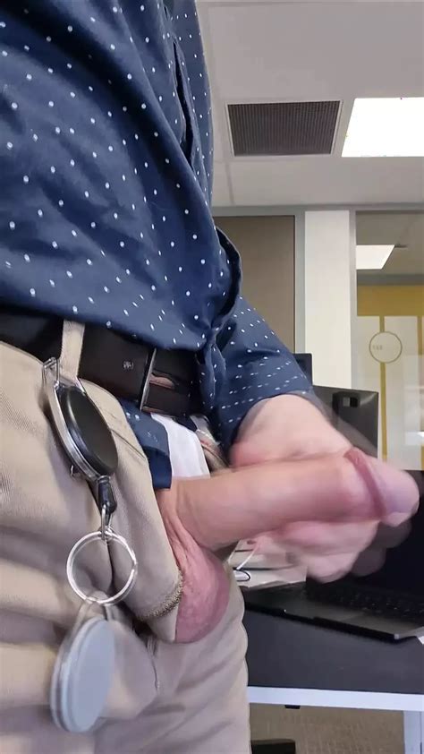 Office Flash N Stroke Compliation Gay Amateur Porn Feat Greg Cuck XHamster