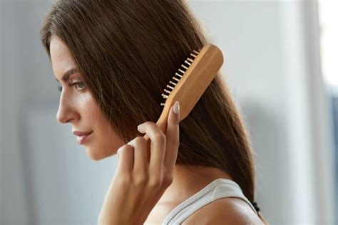 How to Brush Your Hair The Right Way – Headcurve