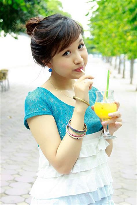 V N Hugo T Hot Girl I U Ch P M T Bi N Th Nh Qu B Ng C Kh Ng