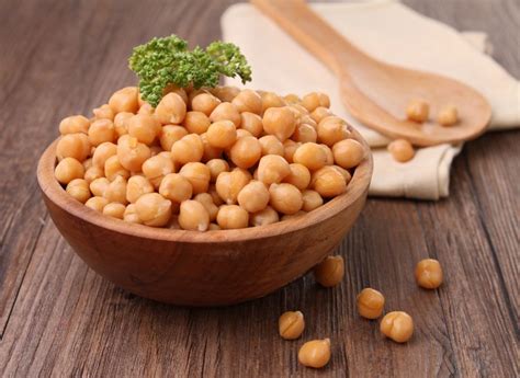 Chickpeas: Health benefits and nutritional information