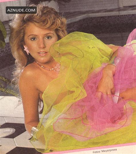 Fiona Wright Nude Photoshoots AZNude