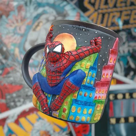 "Человек-паук в ночном городе" | Пикабу