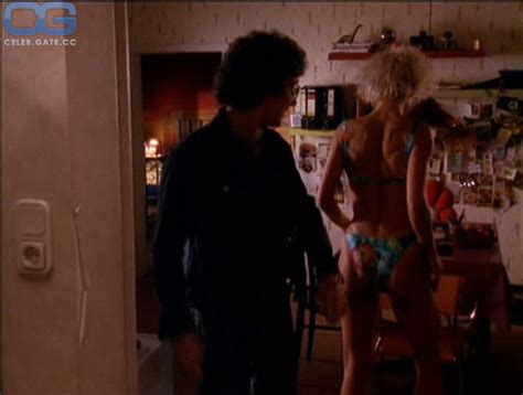 Heike Kloss Nude Pictures Onlyfans Leaks Playboy Photos Sex Scene Uncensored