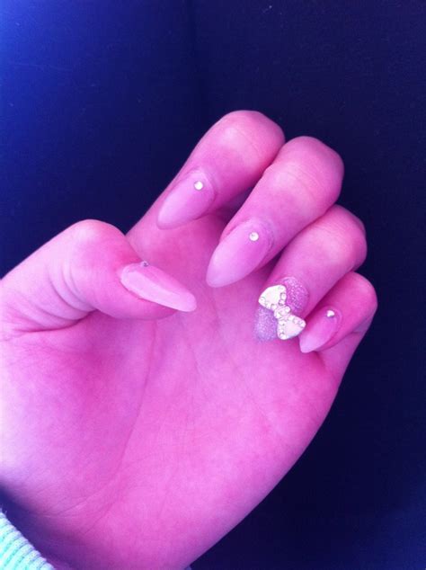 Gel Nails Nude Stiletto Bow Nails Kayley G S Photo Beautylish