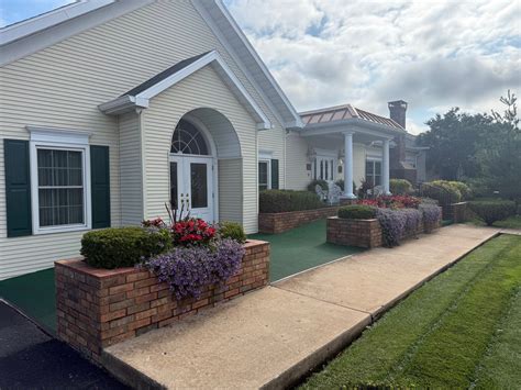 Holman howe funeral home obituaries list local community members 19