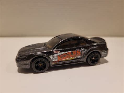 Se produkter som liknar Hot Wheels Ford Mustang på Tradera
