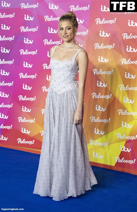 Pixie Lott Nude OnlyFans Leaks Fappening Page 4 FappeningBook