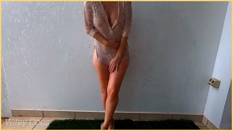 Wifey Gets All Wet Braless And Perfect Tits Pics Xhamster