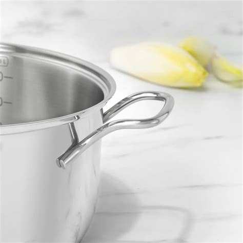 Кастрюля с крышкой Tefal Intuition 24 см. B8644674, цена 3099.00 руб. в ...