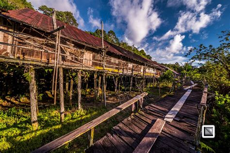malaysia sarawak longhouse rumahbundong