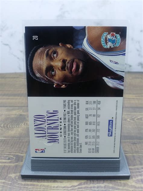 1994 95 SkyBox Premium Charlotte Hornets Basketball Card 20 Alonzo