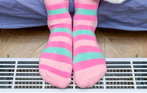 The Low Carb Diabetic: Diabetes and Cold Feet : Possible Causes and Treatment