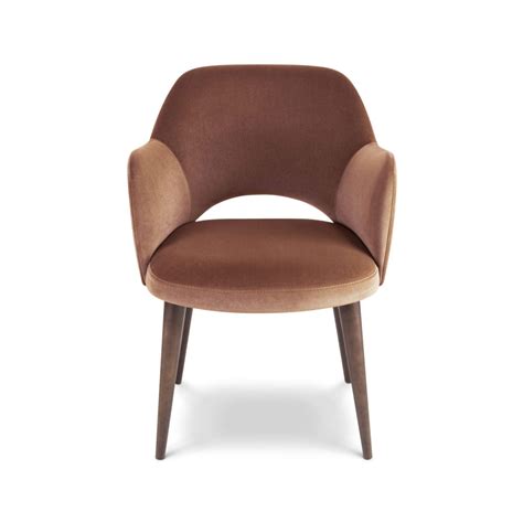 Мягкая кровать Лукас с изголовьем и радиусными углами