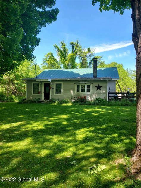 67 North Mountain Road Copake Falls Ny 12517 Compass