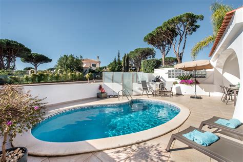 3 Bedroom Vale do Lobo Villa With Private Pool - Rent Villas Algarve