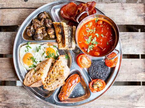 10 London Food Favorites That You Will Love | 2foodtrippers